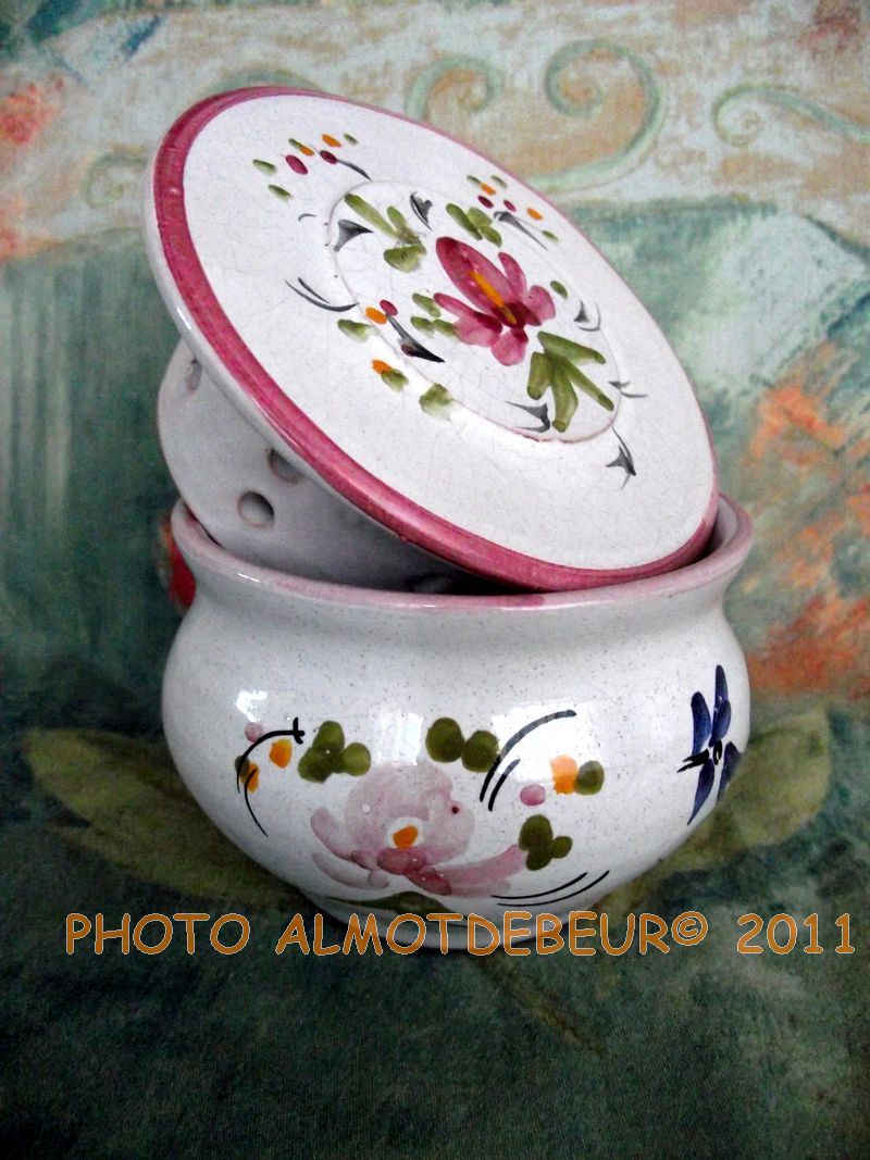 Manufactures de la province de Saintonge Poterie saintongeaise Annie